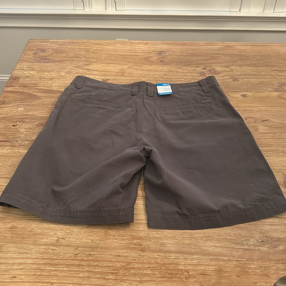 NWT Men's Columbia Shorts 38 W 10L